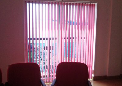 oficinas-gibraltar-cortinas-verticales-reades-6